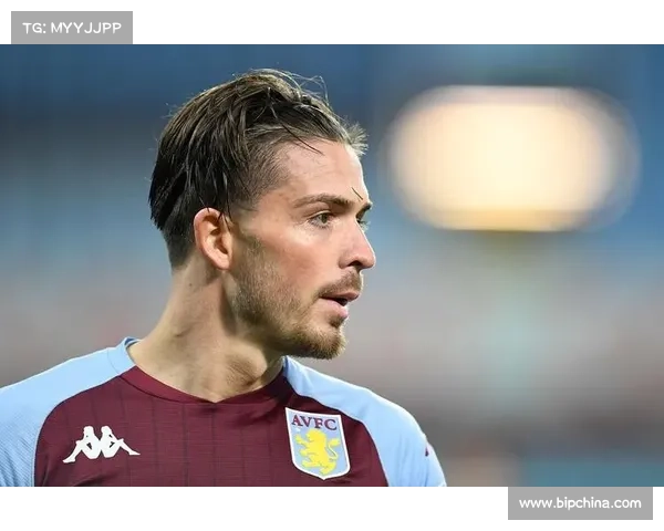 扎哈维退役前五大精彩瞬间，回顾他辉煌的足球生涯与卓越贡献